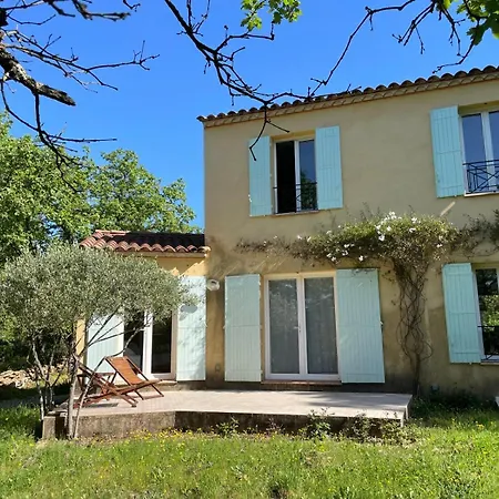 Les Marguerites Bed and Breakfast 3*