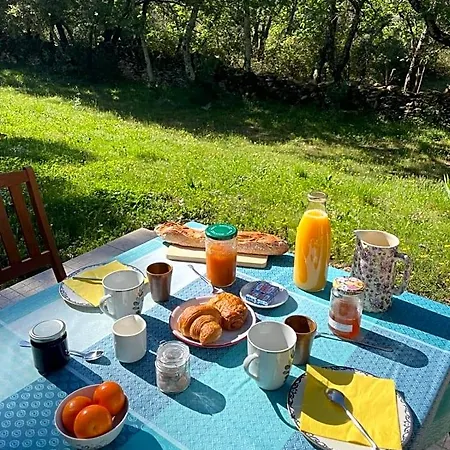 Les Marguerites فندق مبيت وإفطار 3*